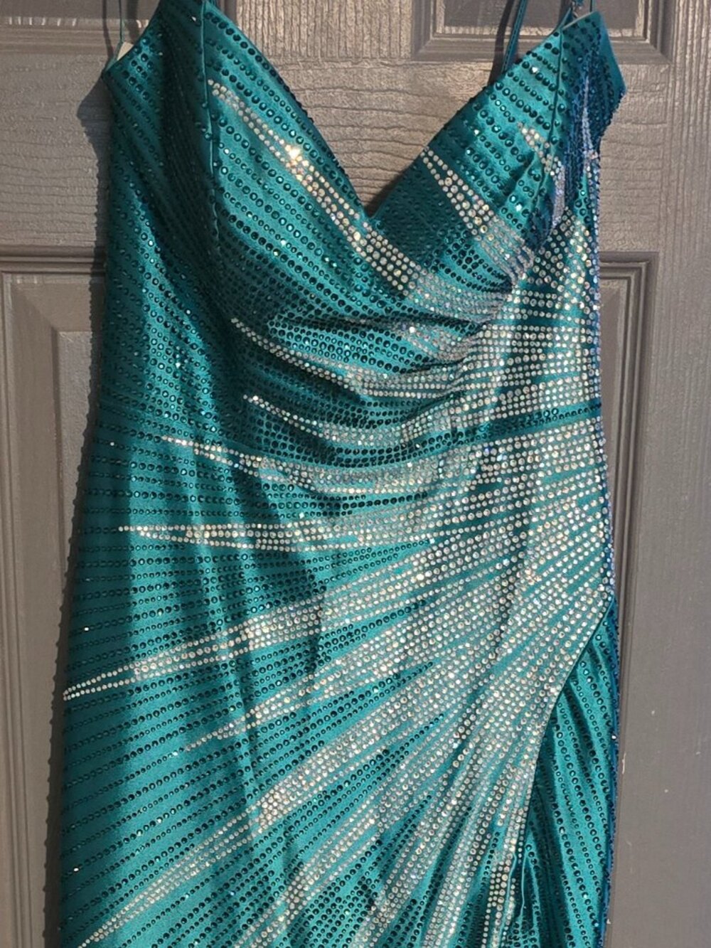 Juliet Teal/Turquoise Sunburst Beaded Prom Dress Size 4